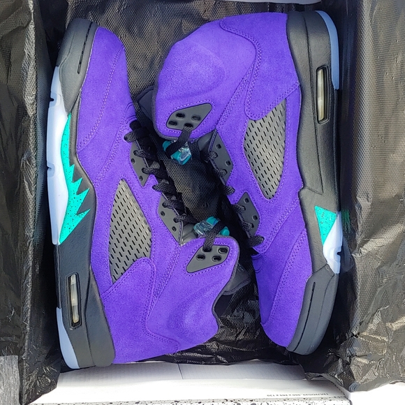 Air Jordan V 5 Retro Alternate Grape 136027-500 - Picture 13 of 14